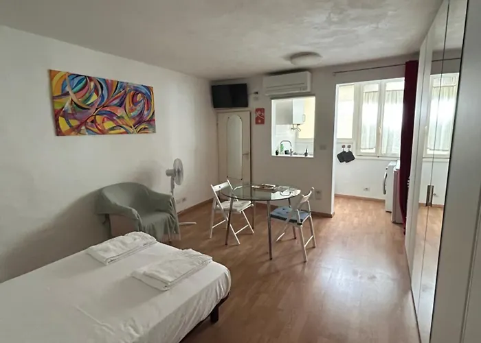 Gianfranco - city center apt